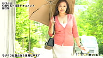 神奈川在住の藤咲瞳さん51歳、専業主婦。結婚25年目になる二児の母。AV好きで興味だけは前々からあったという瞳さん。
